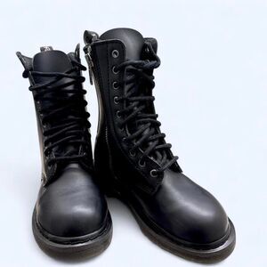 Demonia Women's Black Boots Sz 8